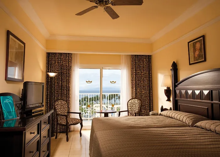 Riu Guanacaste Hotel 4*