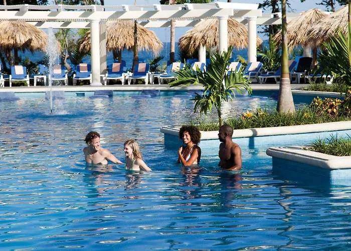 Hotel Riu Guanacaste 4*